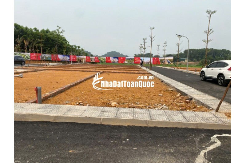 ĐẤT NỀN HIẾM 2 MẶT ĐƯỜNG SÁT QUỐC LỘ HỒ TÂY- BA VÌ-   NGAY SÁT TUYẾN  METRO . GIÁ CỰC RẺ CHƯA ĐẾN 4 TỶ SỞ HỮU 105M2 FULL THỔ CƯ- XÂY CC MINI KINH