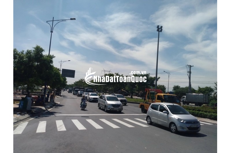 NHÀ 2 TẦNG 40M² - NGAY TL10 - TRẦN VĂN GIÀU -  HƠN 2T.Ỷ - SỔ RIÊNG - KO QUY HOẠCH.