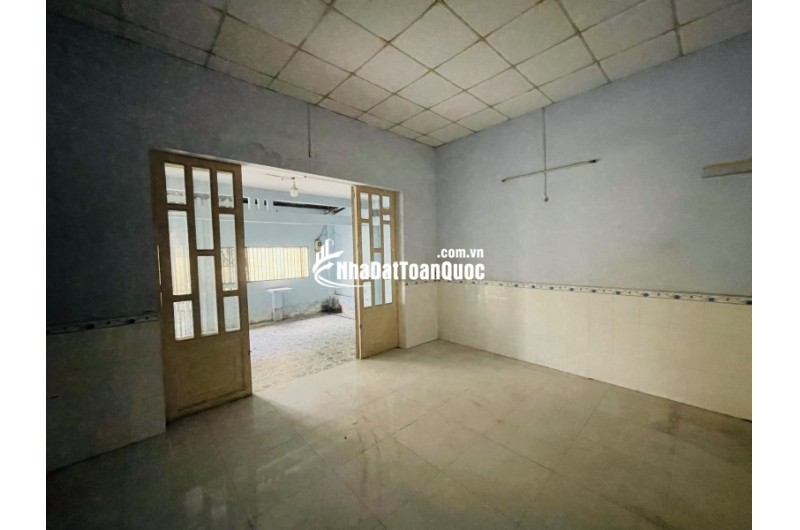 Bán Đất Tặng Nhà C4, Cách 2 Căn Ra Đường Xe Tải, Phường An Nhơn(Phường 6 cũ), Gò Vấp