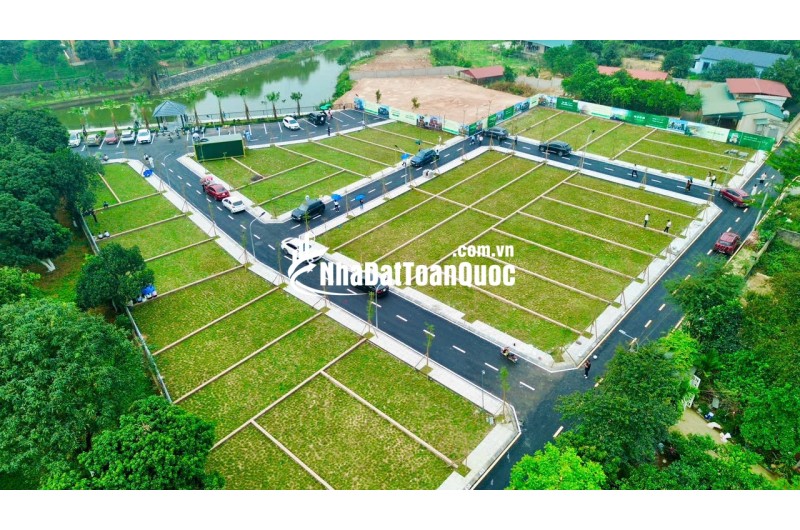 Cơ hội cuối cùng lô đất 100m2 gần Thạch Hòa, khu vực trung tâm Hòa Lạc. Phù hợp xây trọ, đầu tư sinh lời, kết nối Metro 5 – Quốc Lộ 21. Liên hệ xem