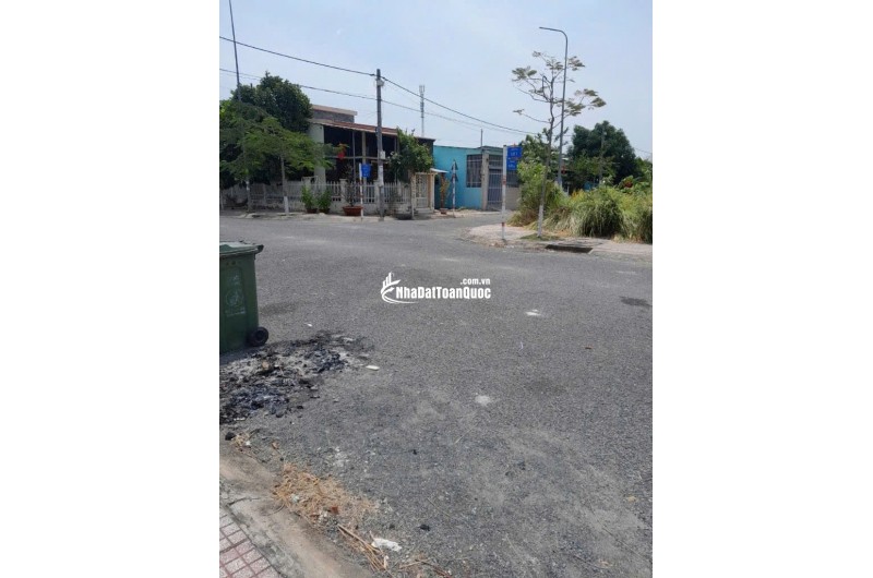 CHÍNH CHỦ BÁN ĐẤT KHU DÂN CƯ BÀ XÁN - DT100M2  - SHR - 21 TRIỆU/ M2. LH:0932234469
