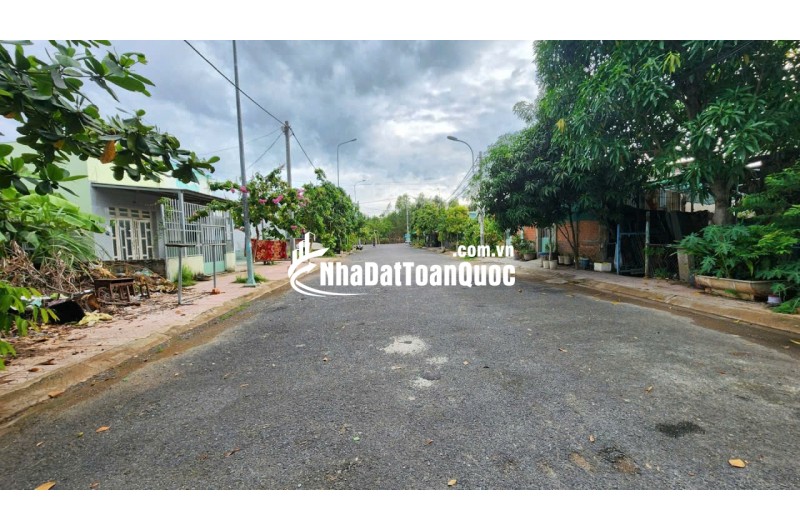 CHÍNH CHỦ BÁN ĐẤT KHU DÂN CƯ BÀ XÁN - DT100M2  - SHR - 21 TRIỆU/ M2. LH:0932234469