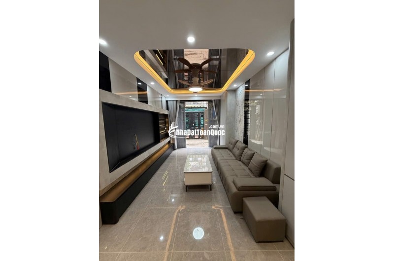 Bán siêu phẩm phố Quan Nhân, gần ôtô, 38m2-5T, đầy đủ nội thất mới cực đẹp, giá 11 tỷ