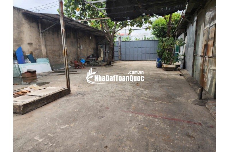 CHO THUÊ XƯỞNG TẠI ĐƯỜNG KÊNH TIÊU BÀ ĐIỂM 1. DT 1000M2 CHỈ 40TR/TH. LH:0903902443.