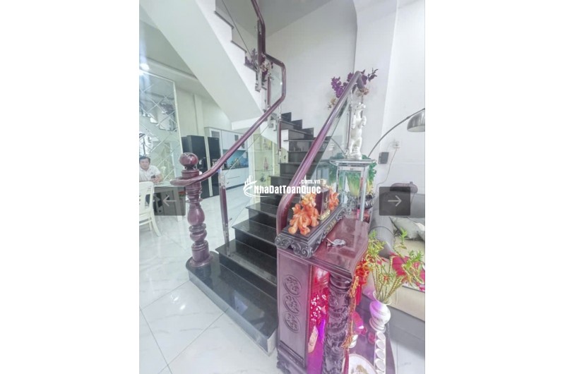 CHỦ GẤP BÁN CĂN NHÀ HỒNG BÀNG QUẬN 11, HẺM Ô TÔ, NHÀ 4 TẦNG. LH:0965177760,