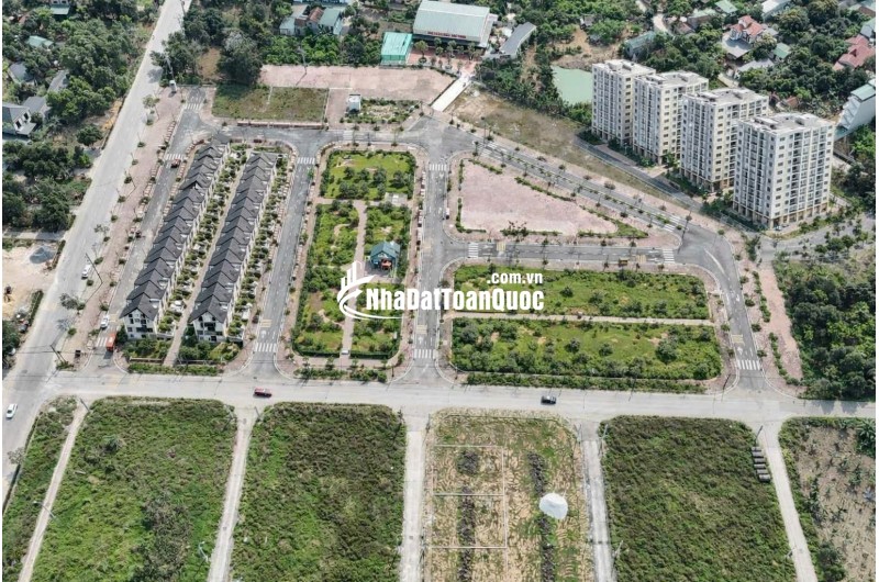 CỰC NGON ĐẤT CẠNH QUỐC LỘ 80M, GIÁ CHỈ CÓ 3X