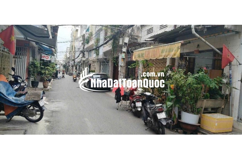 NHÀ LẠC LONG QUÂN - 4 TẦNG - 3 TỶ HƠN - 4 PN, 4WC - ĐẦM SEN 200M - Q11