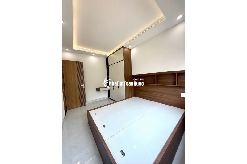 CĂN GÓC THOÁNG----HẺM RỘNG ---- FULL NỘI THẤT ---- CHỈ 4 TỶ NHỈNH