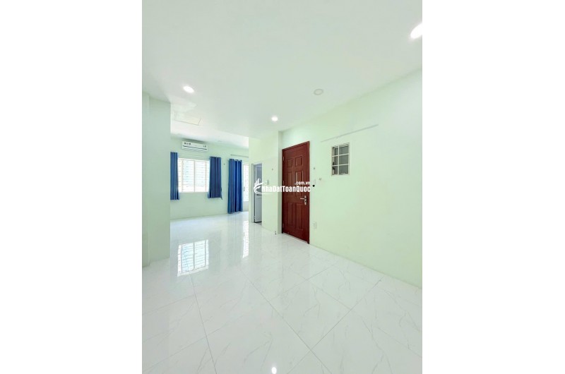 Bán nhà hẻm Lê Quang Định, P14, Bình Thạnh. 45m², 3 tầng, 6PN, 6WC. Sổ đỏ. 7.9 tỷ. LH: 0903821326