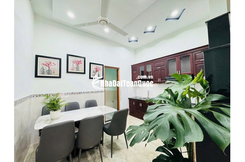 BÁN NHÀ KHU DÂN CƯ VẠN XUÂN – TX24, QUẬN 12. DT 4X13 SHR CHỈ 5.49 TỶ. LH:0975547200.