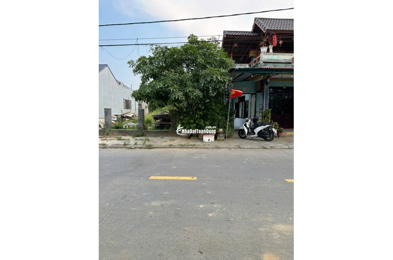 BÁN ĐẤT MẶT TIỀN NGUYỄN TRI PHƯƠNG – SÁT SÔNG THU – HỘI AN. LH:0903597565