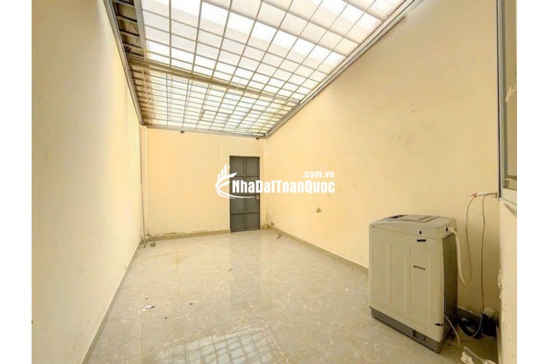 NHÀ RIÊNG HUỲNH TẤN PHÁT Q7 – 3 x16M – 2 TẦNG – 2PN 2WC