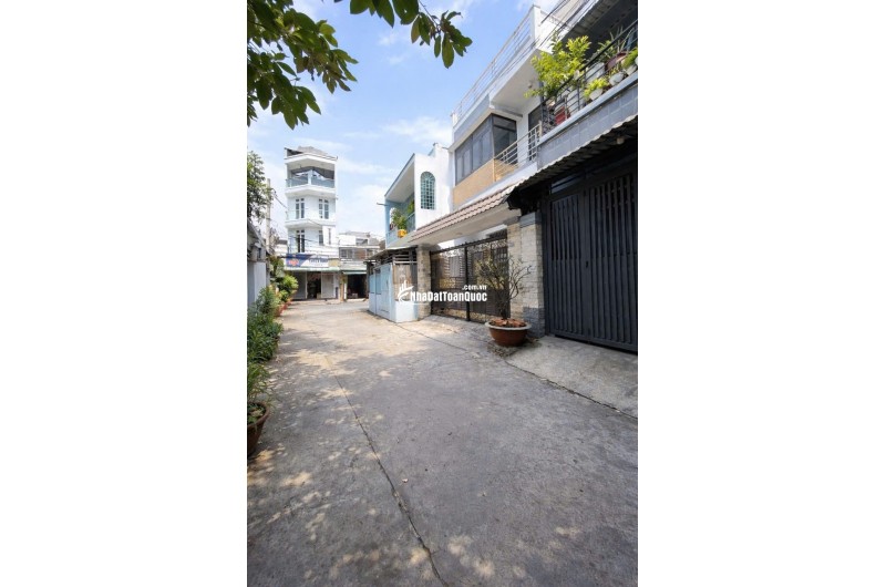 BÁN NHÀ 1074/22/1B ĐƯỜNG TỈNH LỘ 10 (THÔNG VỚI HẺM 111 LÊ ĐÌNH CẨN). LH:0933534006.