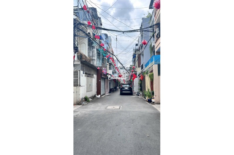 BÁN NHÀ HXH GÓC 2 MT 533/31 HUỲNH VĂN BÁNH PHÚ NHUẬN DT 68M2. LH:0937133343.