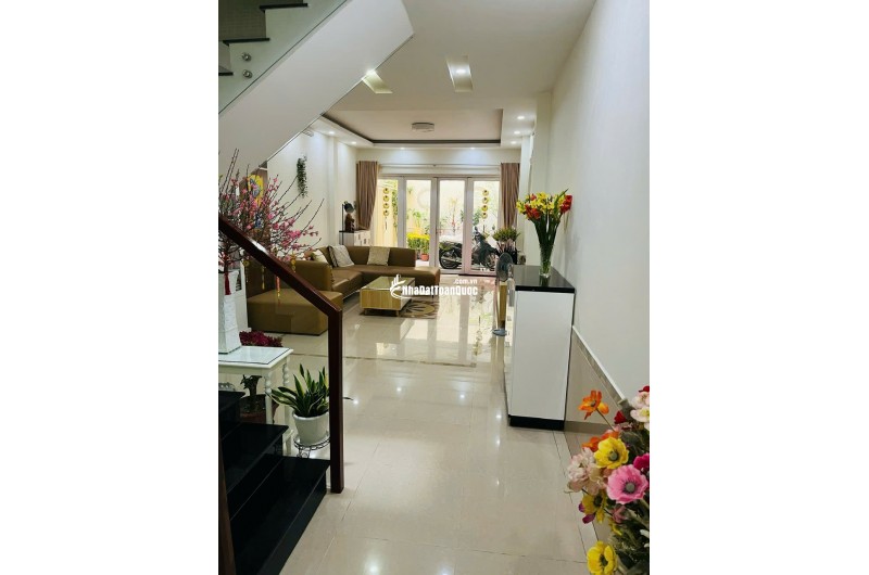 BÁN NHÀ 617/** NGUYỄN KIỆM, PHƯỜNG 9, QUẬN PHÚ NHUẬN. 75.1M2 CHỈ 13.8 TỶ. LH:0937133343