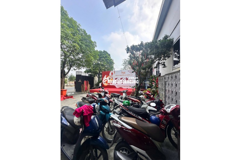ĐẤT FULL THỔ CƯ MT NGANG 25M, DT 825M2, GIÁ 30 TỶ, ĐANG CHO THUÊ 60TR/THÁNG. LH:0985160979.
