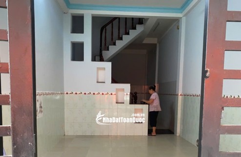 Cho thuê nhà nguyên căn hẻm xe hơi 4pn 3wc tại Hoàng Hoa Thám - Tân Bình