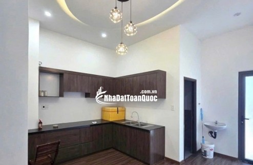 Nhà mặt tiền Trần Quý Cáp Hải Châu 129m2 ngang 8m giá 19 tỷ