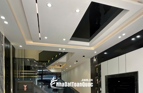 Cần bán gấp nhà 3 tầng đường Trường Chinh, Đà Nẵng - Giá 5,25 tỷ