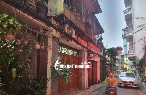 Tập thể Nguyễn văn Cừ Long Biên 4 tỷ 60m tầng 1 vừa ở vừa kinh doanh