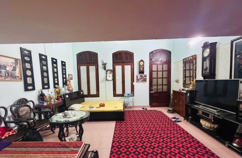 NHÀ PHỐ CỔ 3 TẦNG - KINH DOANH HOMESTAY NGỦ CŨNG RA TIỀN