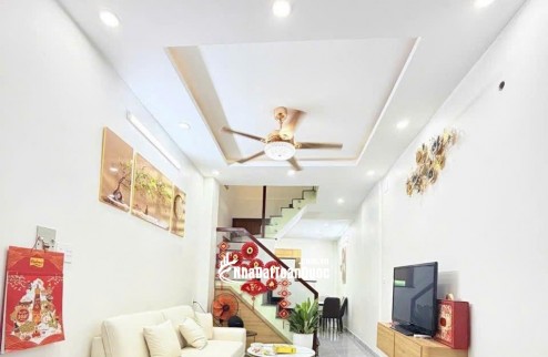 HẺM XE HƠI TÂN BÌNH – 2 TẦNG – GẦN SÂN BAY – CHỈ 4.05T