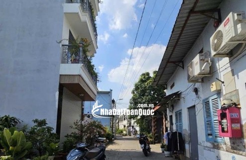ĐẤT ĐẸP HXH NGUYỄN VĂN QUÁ – 74M2 – XÂY 5 TẦNG – CHỈ 4.99 TỶ