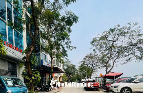 Bán đất X2A - Yên Sở, phân lô vỉa hè ô tô tránh, lô góc thoáng 3 mặt, 86m2 mặt tiền 5.5m, giá 26.5 tỷ.