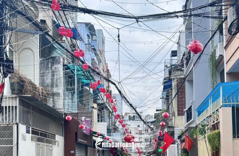 BÁN NHÀ HXH GÓC 2 MT 533/31 HUỲNH VĂN BÁNH PHÚ NHUẬN DT 68M2. LH:0937133343.