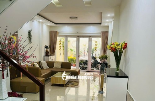 BÁN NHÀ 617/** NGUYỄN KIỆM, PHƯỜNG 9, QUẬN PHÚ NHUẬN. 75.1M2 CHỈ 13.8 TỶ. LH:0937133343