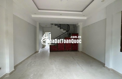 Cho thuê nhà mặt tiền 8 phòng Phạm Ngọc Thạch phường 6 Đà Lạt