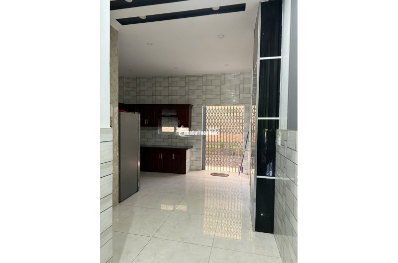 Bán nhà siêu đẹp 5x20m 1 trệt 3 lầu sân thượng MT Trịnh Quang Nghị Bình Chánh