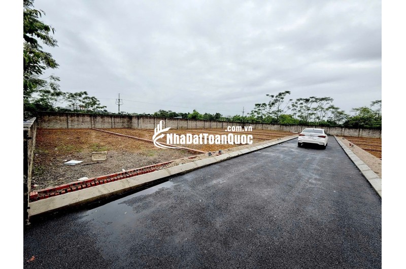MẢNH ĐẤT VÀNG GIÁ F0 TẠI SƠN ĐÔNG, SƠN TÂY, HÀ NỘI. 100m2 full thổ, mặt tiền 6,8m