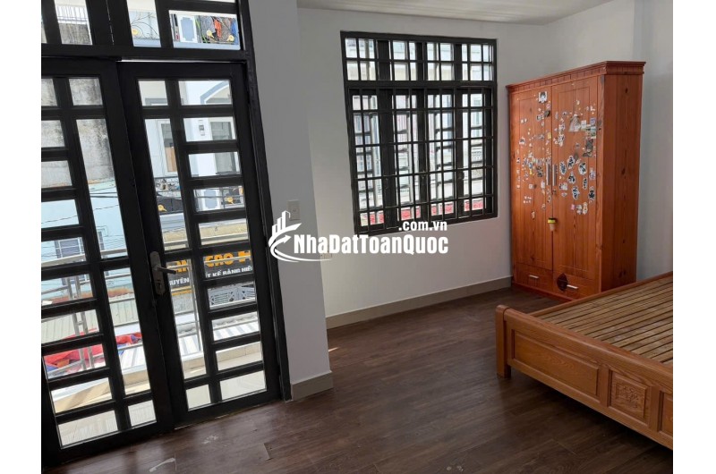 Cho thuê Nhà 1 trệt 1 lầu Đường 50 HBC liền kề PVĐ giá 9 triệu. Sẵn máy lạnh 2PN