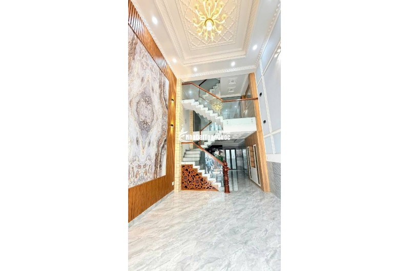 Bán 
Nhà Phố 5 Tầng Hẻm Xe Hơi Thông Bình Trị Đông A, Bình Tân – 586m² – Giá 7,8 Tỷ