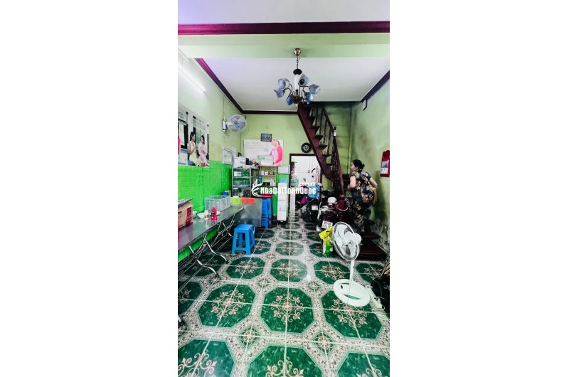 Bán nhà 2 tầng, 32m2, 2PN, Q7 Tân Quy, Sổ RIÊNG 3.7 tỷ