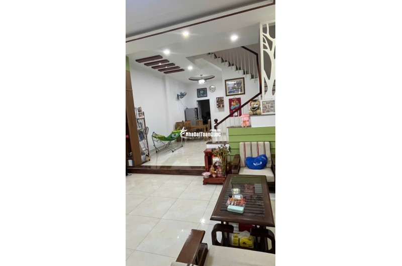 Bán nhà đúc 2,5 tấm hẻm 142 đường số 339 P. Phước Long B, Q9 cũ