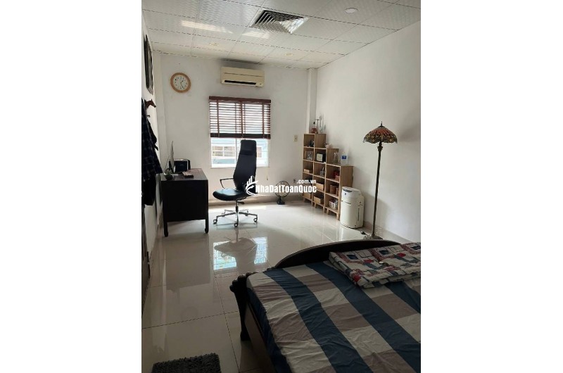 2 MẶT TIỀN - 6 X 13 - 82M2 X 3 TẦNG ĐÚC BTCT - Ô TÔ ĐỔ VỈA HÈ 2 CHIẾC THOẢI MÁI - CHỈ 8 TỶ XX (P. BẢY HIỀN)