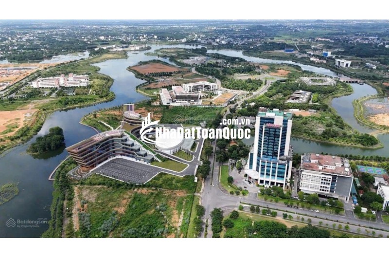 Cần bán 100m hàng F0 xã phú cát Hoà Lạc , cạnh nhà máy in tiền,Đh quốc gia ,Đh FPT giá 2,5tỷ