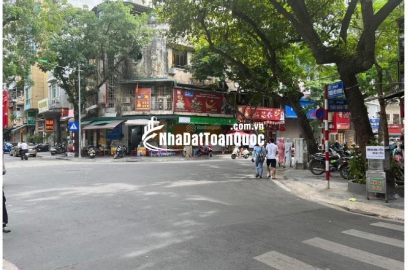 Bán gấp nhà mặt phố Triệu Việt Vương, Hai Bà Trưng 236m2, MT 10m kinh doanh Văn Phòng