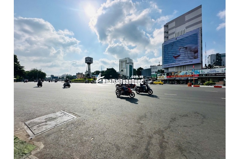 Bán 2 căn đối diện 47.9m2 SHR hẻm Điện Biên Phủ Q1 cách MT vài bước chân