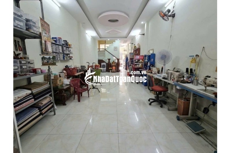 Bán nhà 1 trệt 1 lầu mặt tiền DT42, Đông Thạnh Hóc Môn tiện kinh doanh