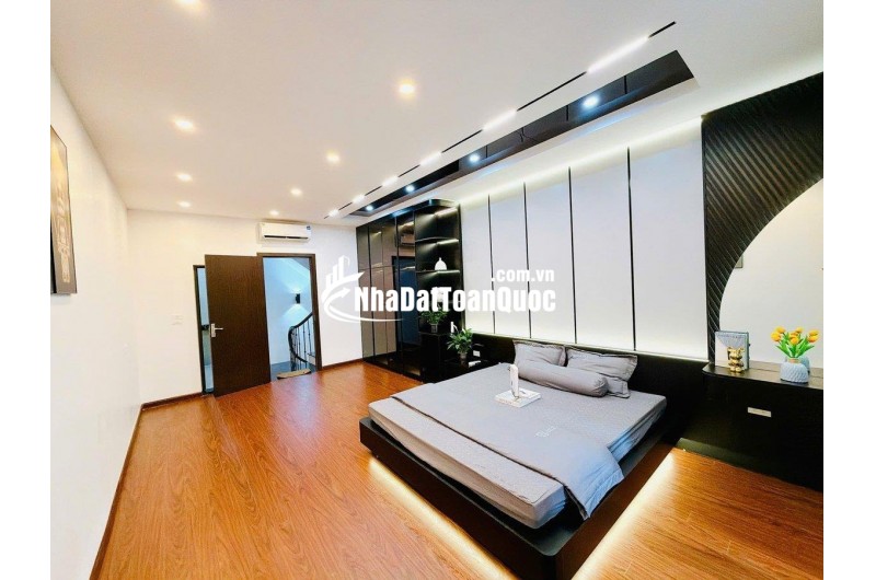 RẺ NHẤT THÁI THỊNH – NGÕ RỘNG 2M – NHÀ MỚI TINH Ở LUÔN – XEM LÀ CHỐT