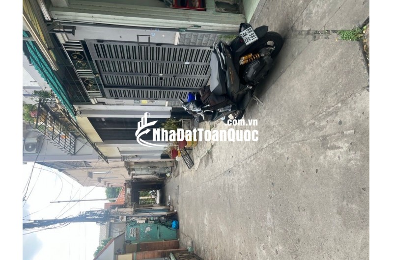 BÁN NHÀ HẺM 889 TRẦN XUÂN SOẠN - TƯƠNG LAI NGAY CẦU NGUYỄN KHOÁI - KẾ BÊN BV TÂN HƯNG - TIỀM NĂNG TĂNG GIÁ CAO - DIỆN TÍCH NGANG LỚN TIỆN XÂY CHDV -