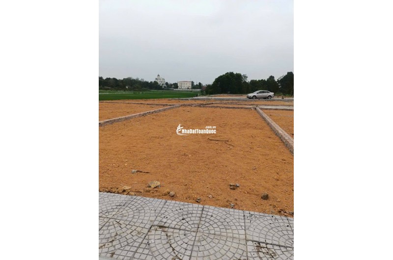 Bán nhà ngõ Tân Xã, Thạch Thất, 100m2, Sổ Đỏ, 3.2 tỷ. LH 0382394677
