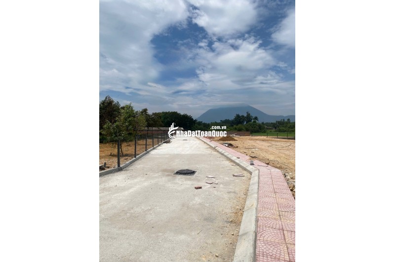 Đất phường Tùng Thiện, SƠn Tây, Hà nội, 100m2 full thổ cư, giá từ 1,5 tỷ