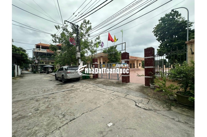 Chỉ #2,3 tỷ có ngay 1 lô tại Thôn Đoài, Việt Hùng, Đông Anh. 52m2