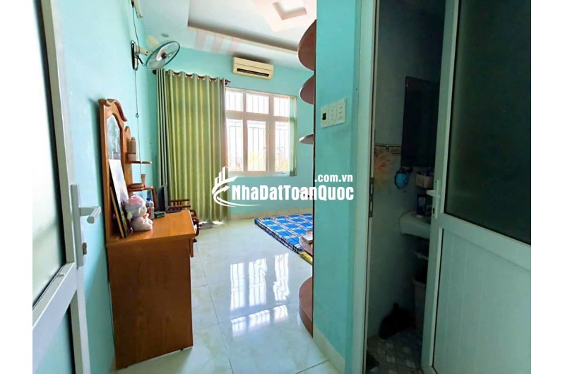Bán nhà 1 trệt 1 lầu mặt tiền DT42, Đông Thạnh Hóc Môn tiện kinh doanh