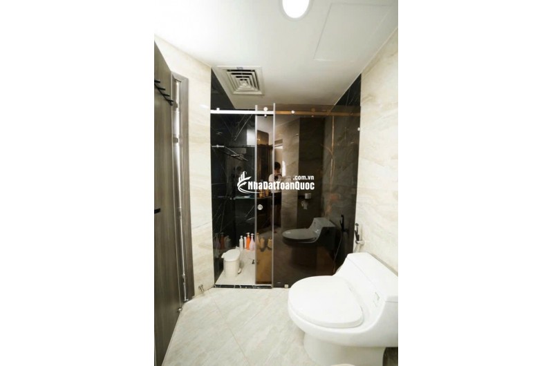 Bán căn hộ 4PN Imperia An Phú 135m², tầng 18 , view Landmark