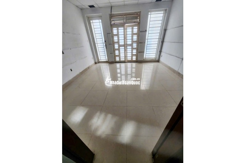 Cho thuê nhà MT 3 lầu 112 Phan Văn Hân P17 Bình Thạnh tiện kinh doanh